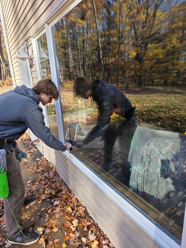 Gallery photos for Why Window Cleaning Is Worth It Before Winter Hits: Image #1