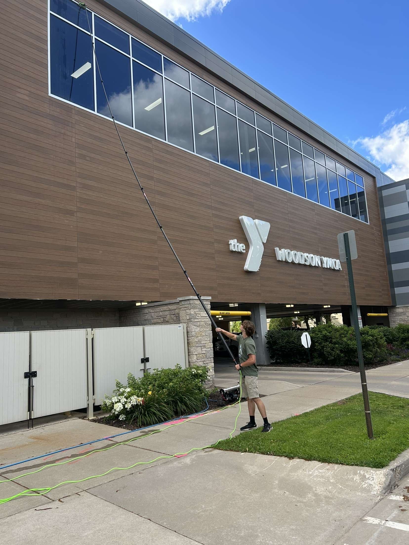 Gallery photos for Exterior Window Cleaning at the Woodson YMCA: Image #1