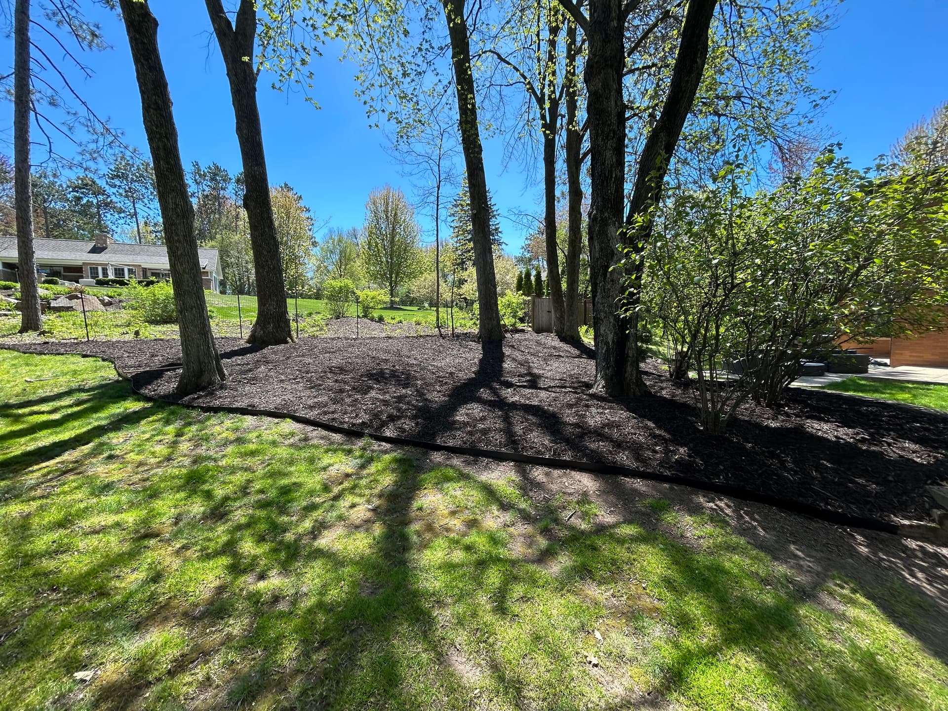 Gallery photos for Fresh Mulch Beds That Actually Do More Than Look Good: Image #1