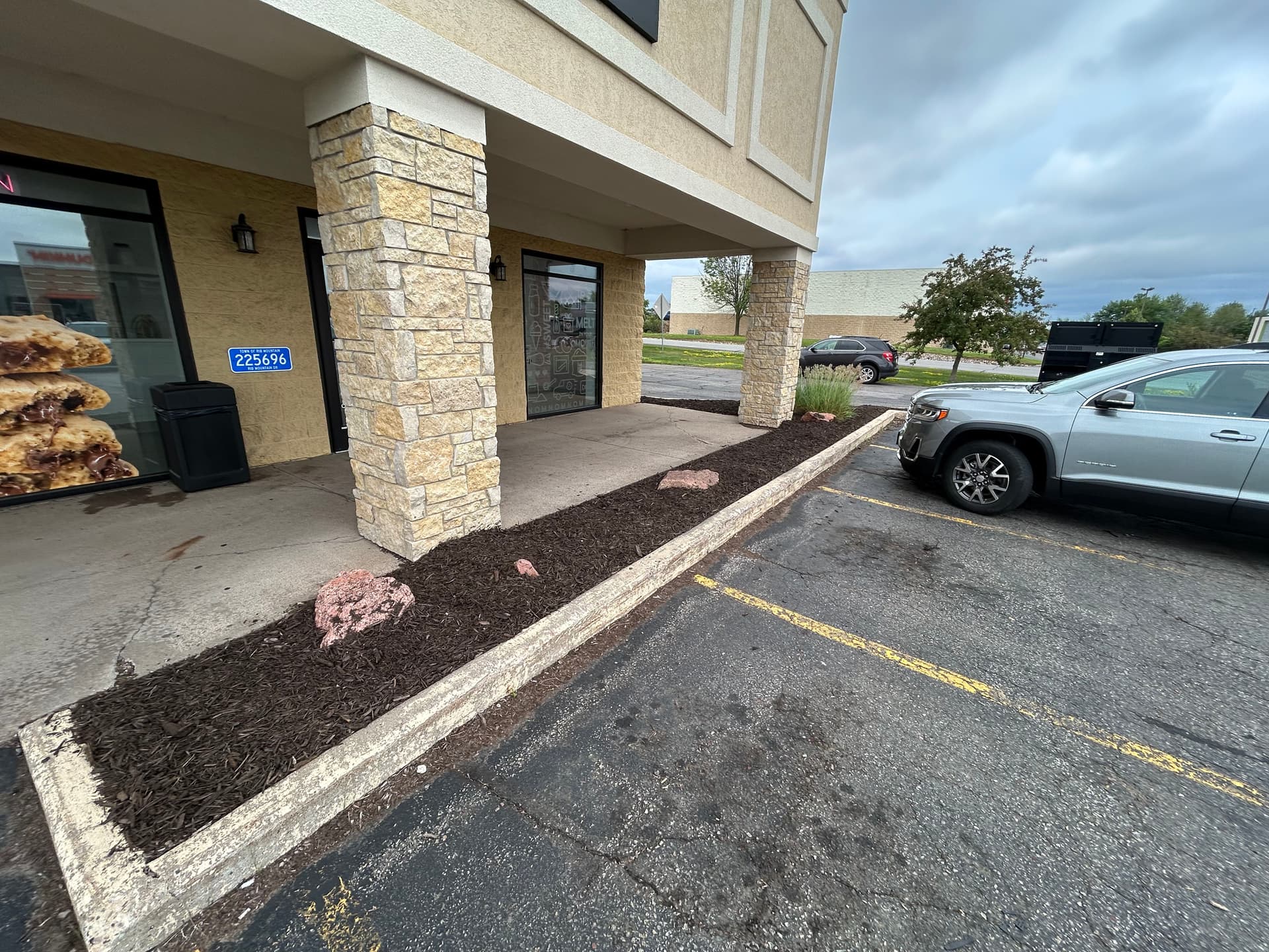 Gallery photos for Fresh Mulch Installation at a Rib Mountain Commercial Property: Image #3