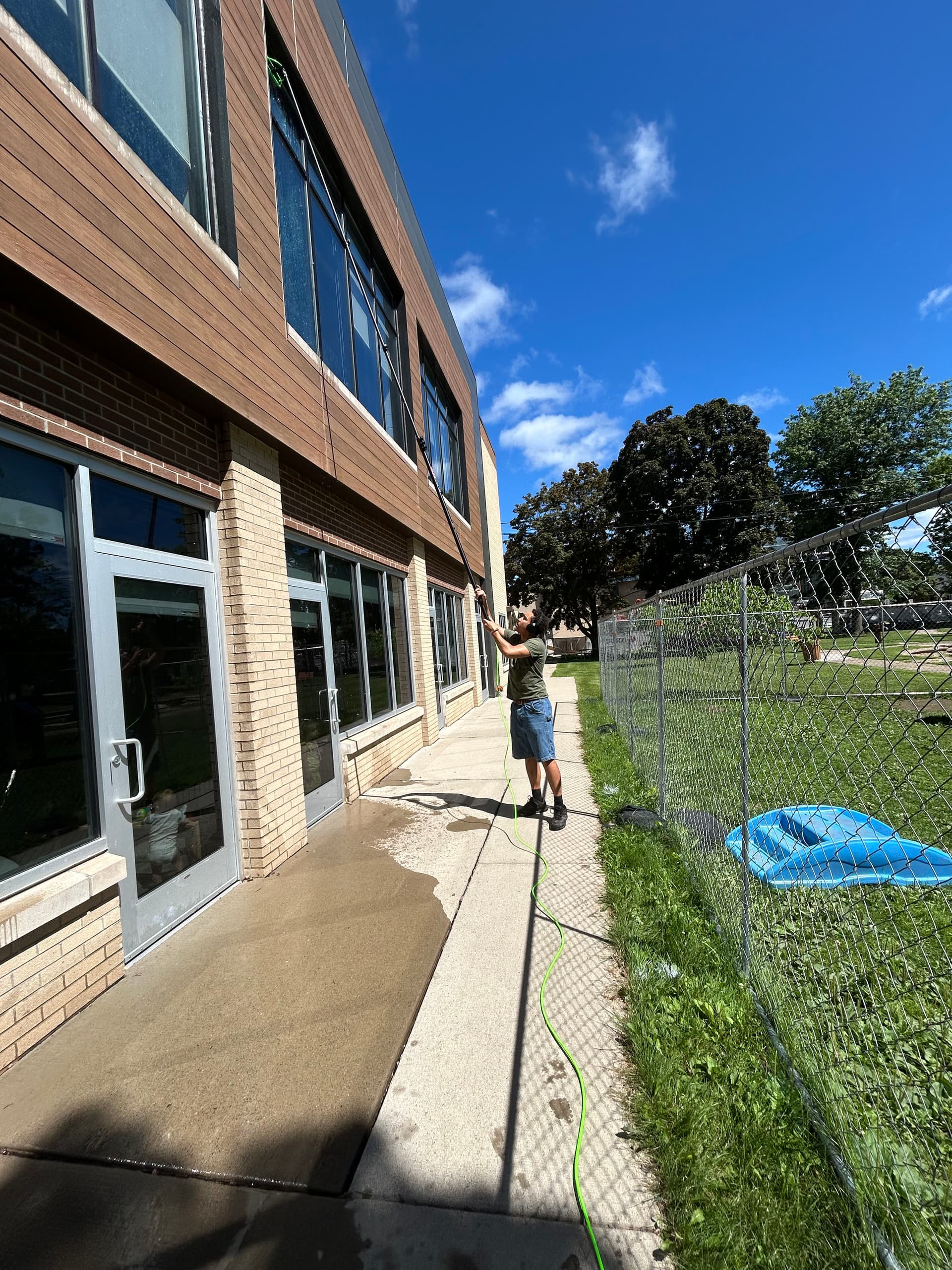Gallery photos for Exterior Window Cleaning at the Woodson YMCA: Image #2